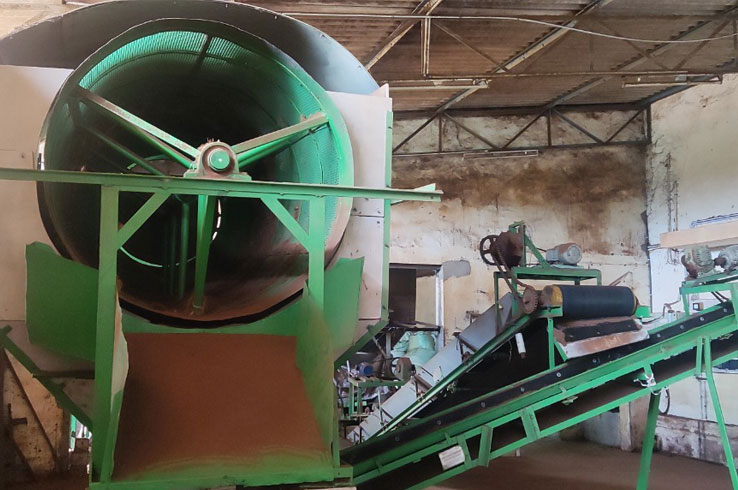 Bagasse products made into containers